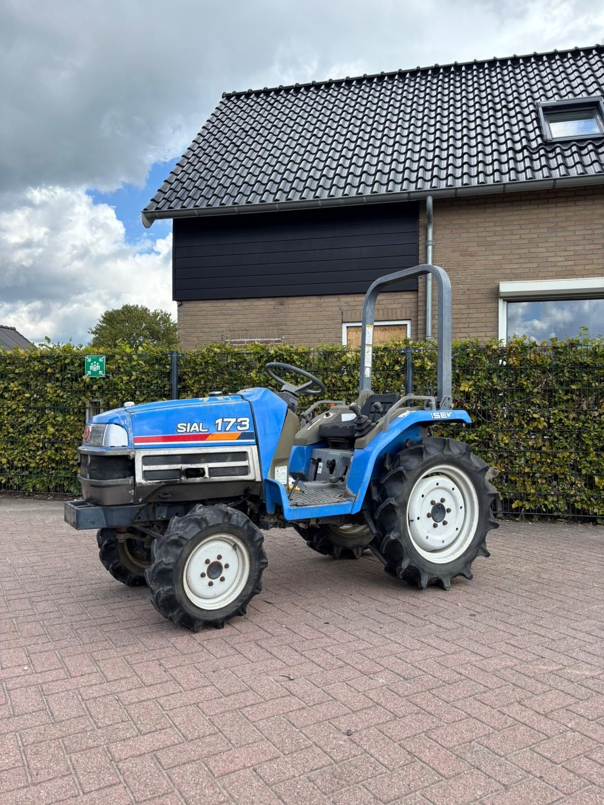 Iseki sial 173 stuurbekrachtiging