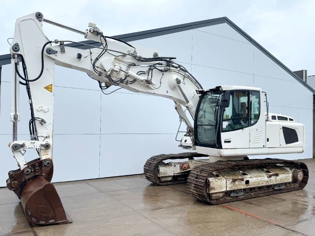 Liebherr R906LC Litronic - 2 Buckets / Quick Coupler