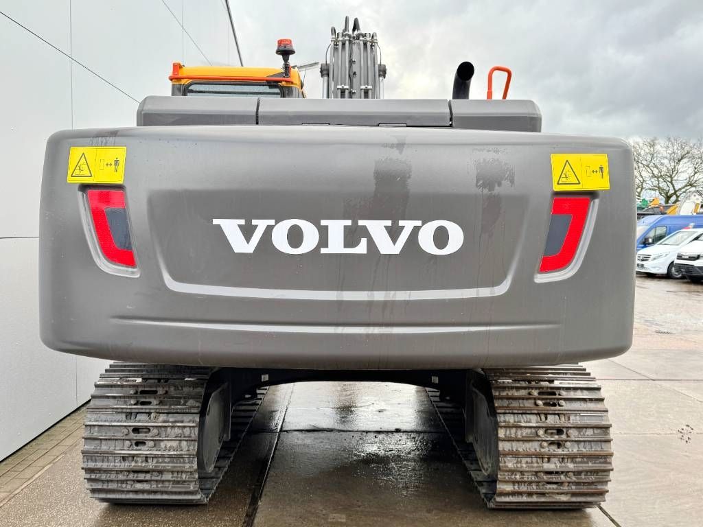 Volvo EC220D - New / Unused / 2025 Model