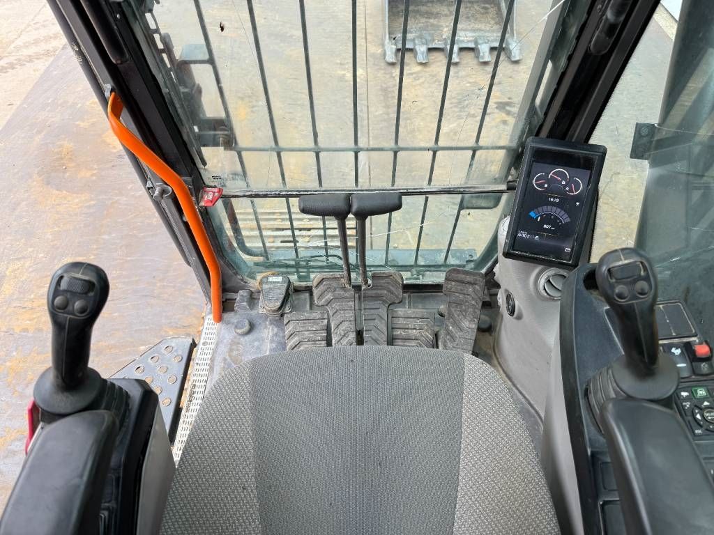 Volvo EC380EL - Dutch Machine / Pressurised Cabin