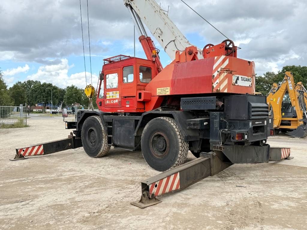 Tadano TR300E-1 - 4 Wheel Steering / 28.1m Boom + 12m Jib