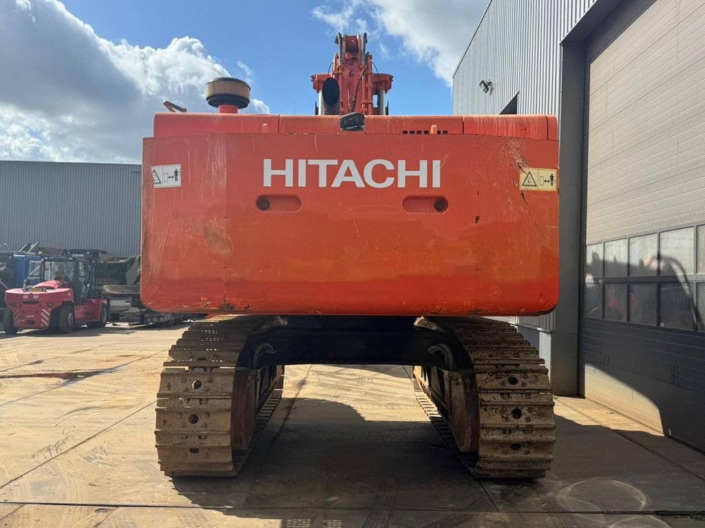 Hitachi ZX670LCH-3
