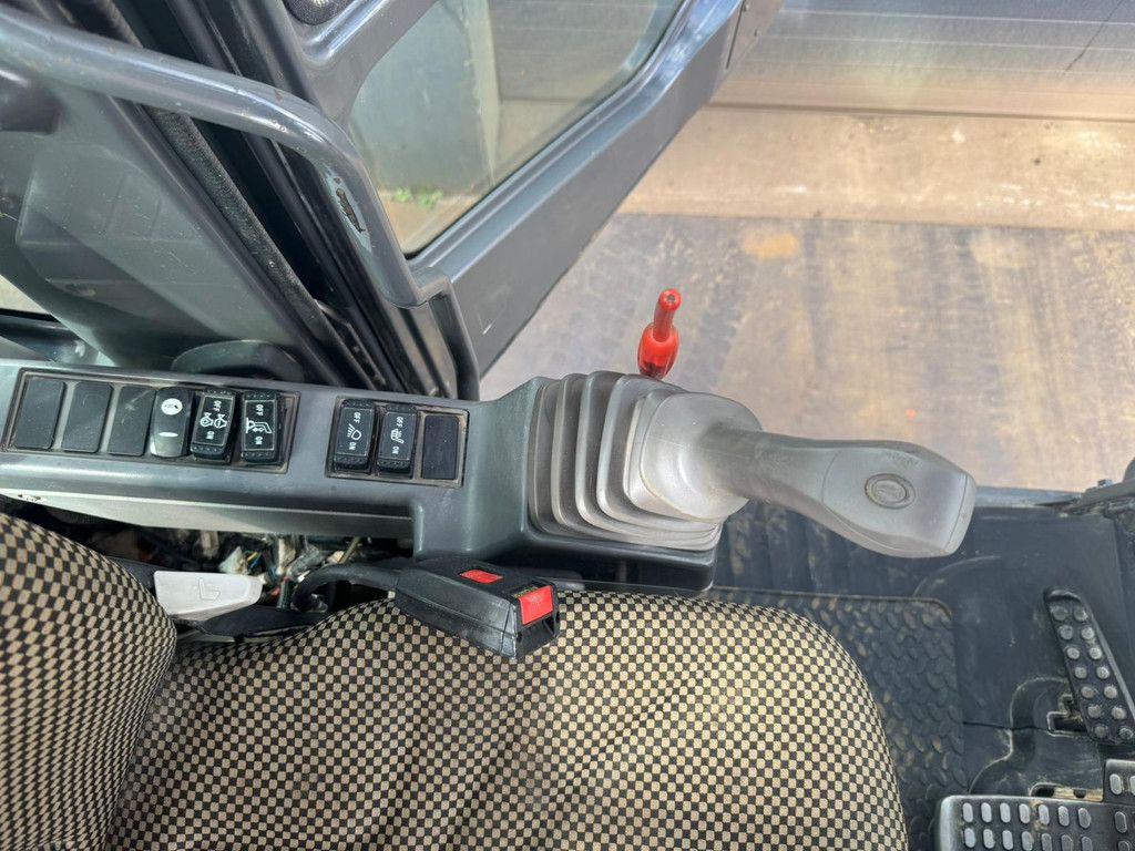 Hitachi ZX670LCH-3