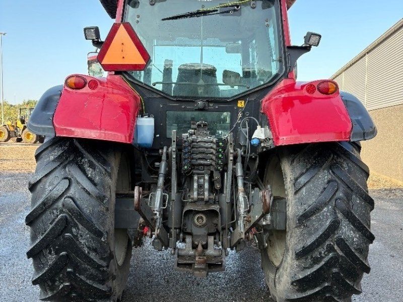 Valtra N 143