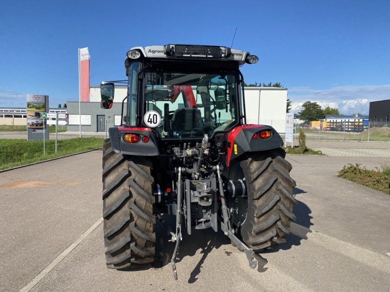 Massey Ferguson 4709