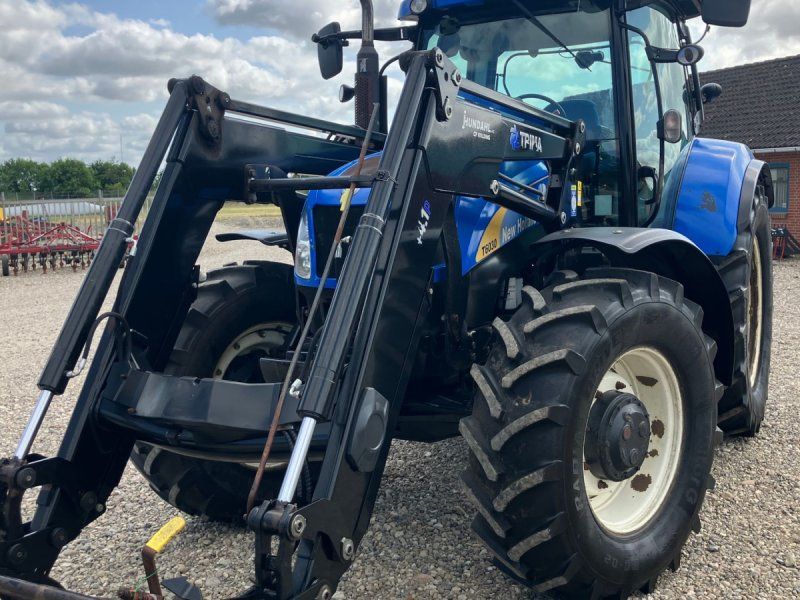 New Holland T 6030 DK ELITE MED LÆSSER elektrisk joystik
