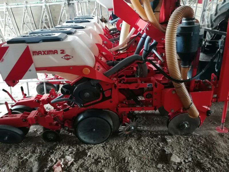Kuhn Maxima 2