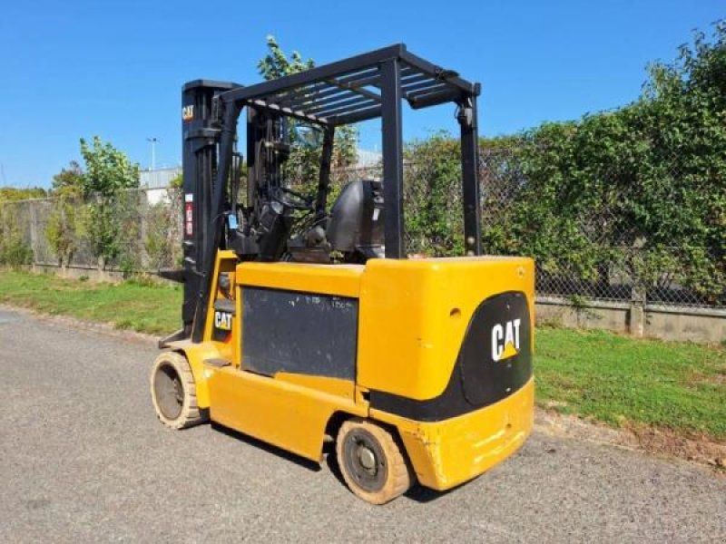 Caterpillar EC55N