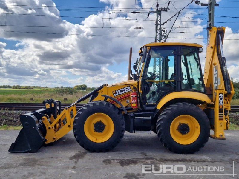 JCB 4CX