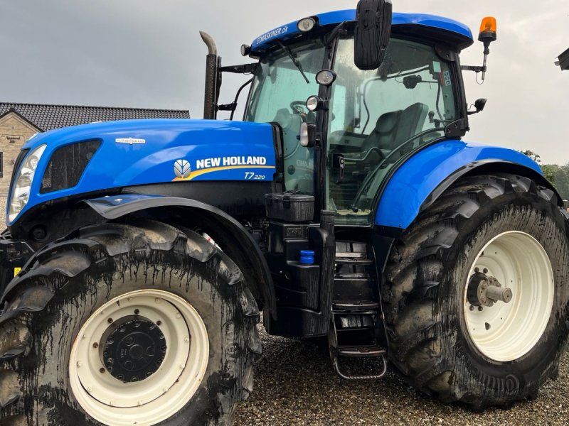 New Holland T7.220 Auto Command Gps klar og fuld affjedring