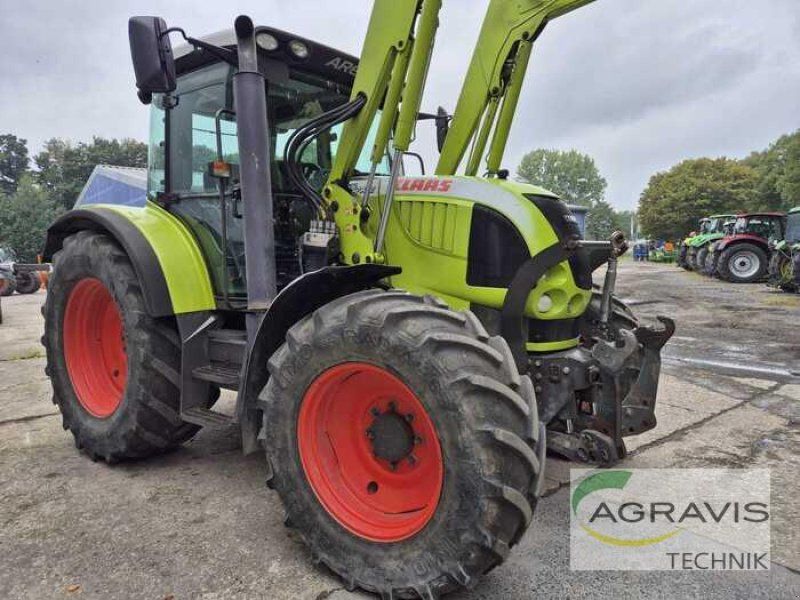 Claas ARES 557