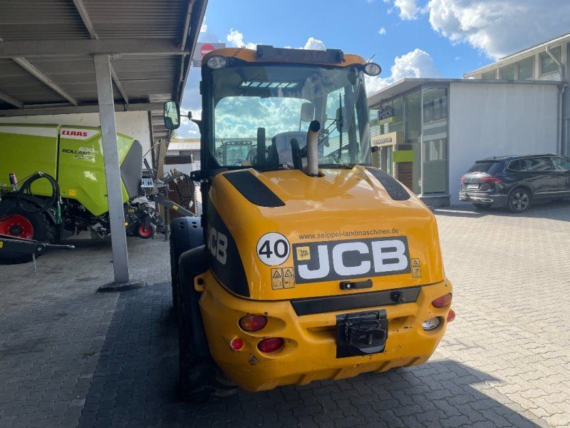 JCB 220 T