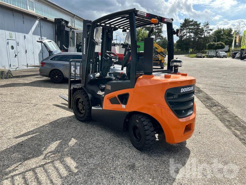 Doosan D30S-9