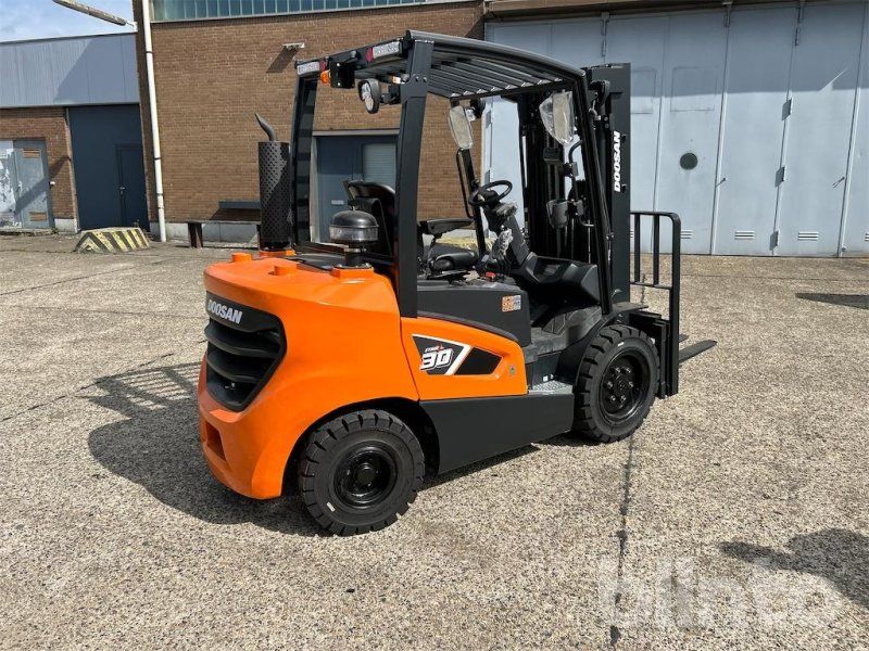 Doosan D30S-9