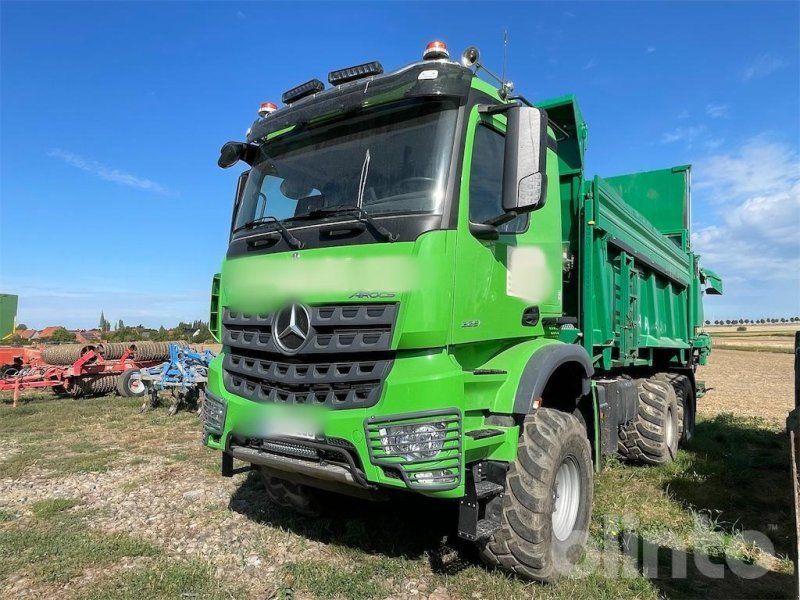 Mercedes-Benz AROCS 3351 AK