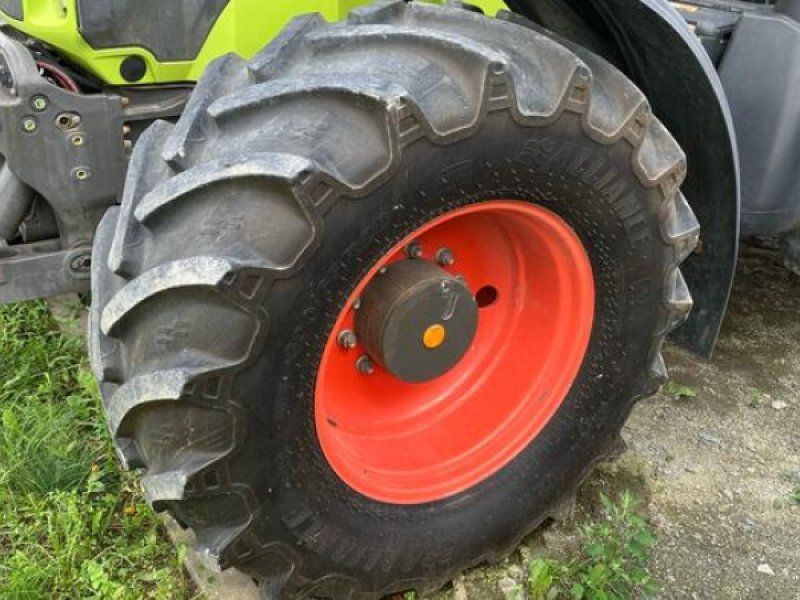 Claas Axion 840