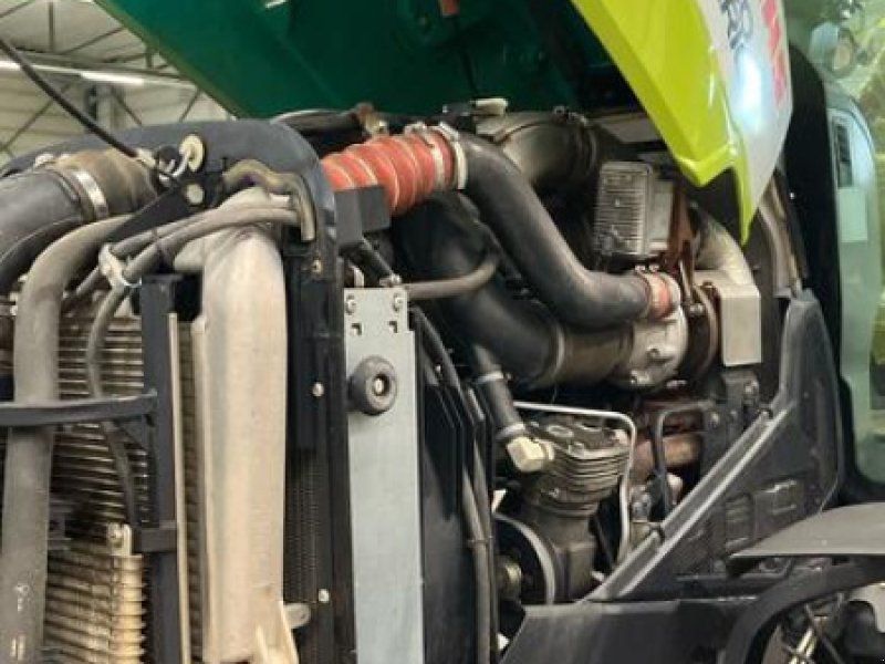 Claas Arion 540