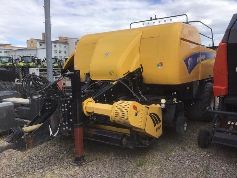 New Holland BB 9080 R