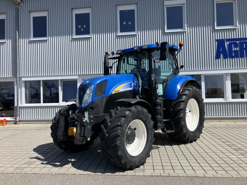 New Holland T 6090