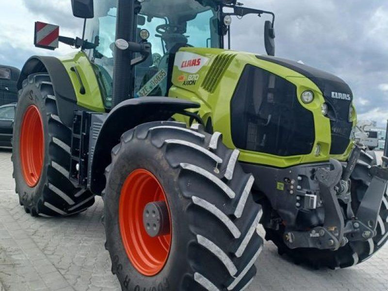 Claas Axion 870