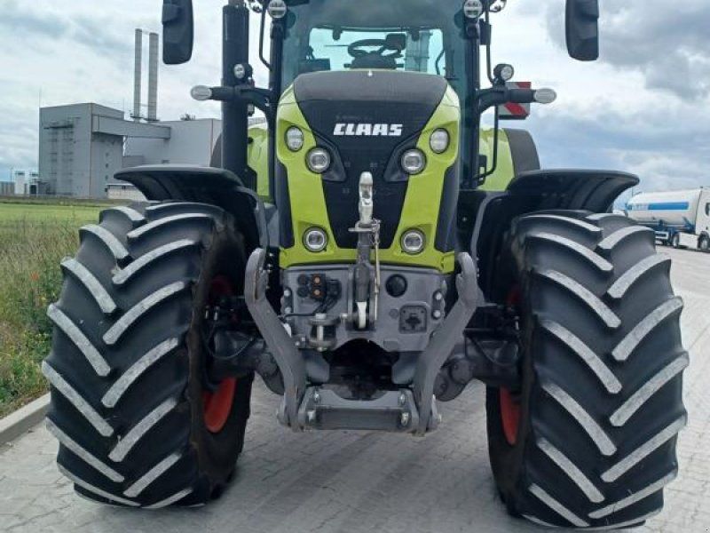 Claas Axion 870