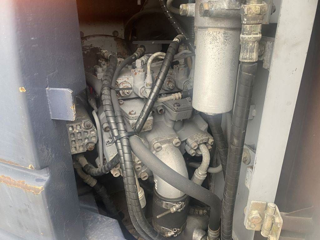 Hitachi EX 135 UR-5