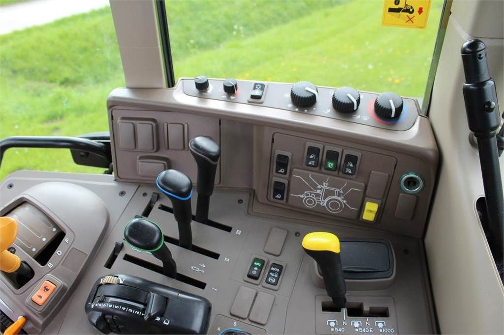 John Deere 6120M with 623R loader