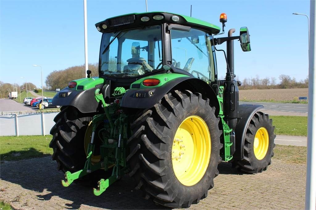 John Deere 6130R