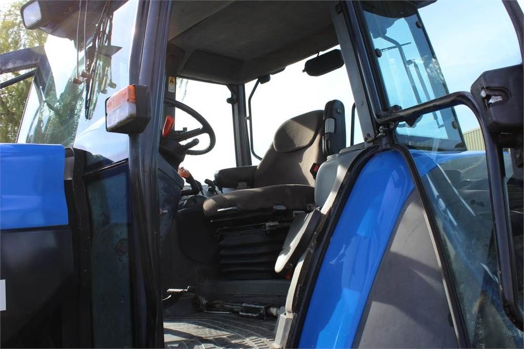 New Holland TM175