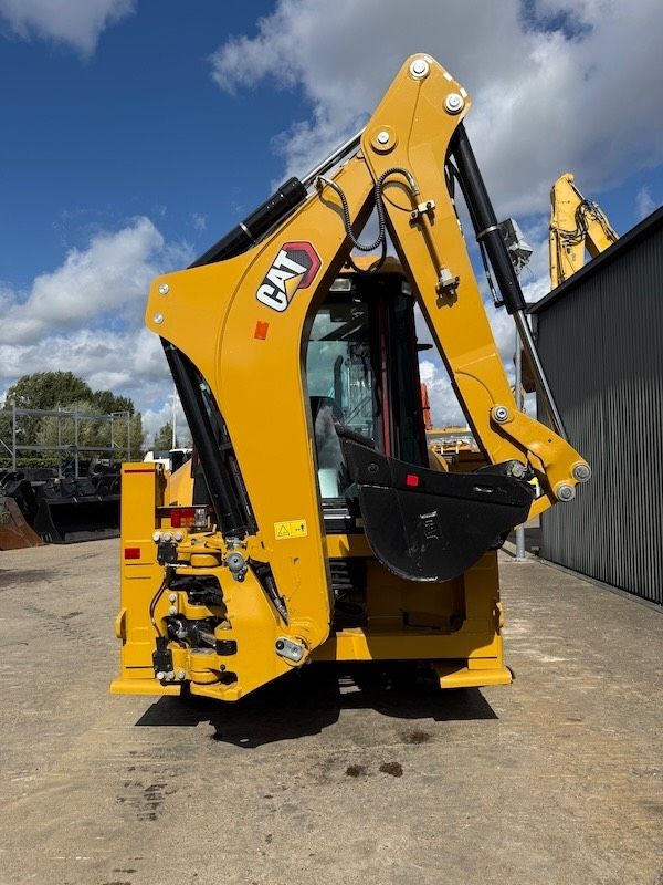 CAT 424