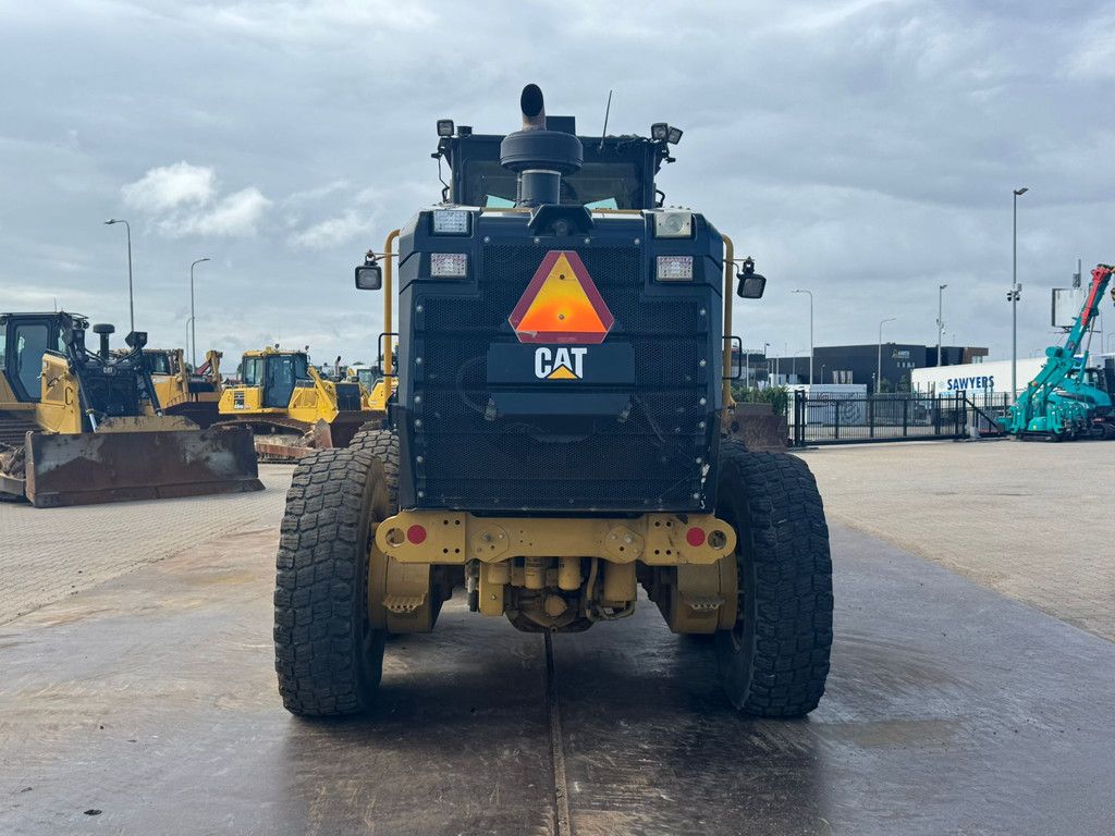 Caterpillar 140M2 AWD