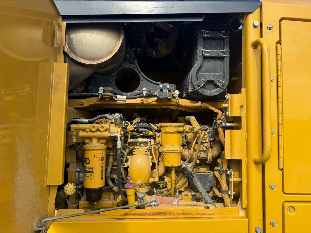 Caterpillar 140M2 AWD