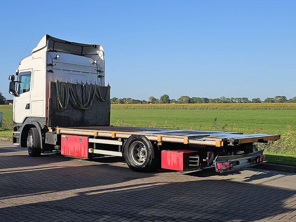 SCANIA R400 retarder twistlocks