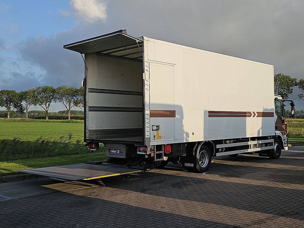 IVECO 120E25 EUROCARGO airco taillift
