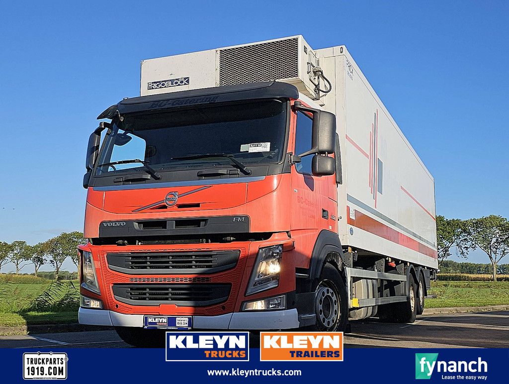 VOLVO FM 330 6x2 frigobl. lift