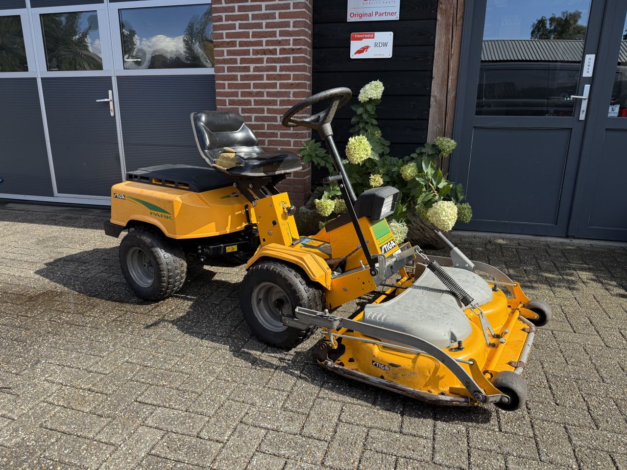 Stiga park zitmaaier