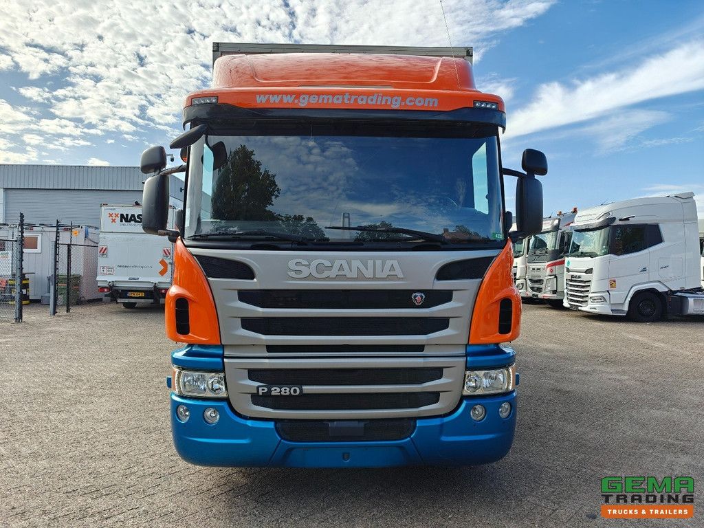 Scania P280 4x2 Dagcab Euro6 - GeslotenBak 7.4M + Laadklep 1500KG - Navi