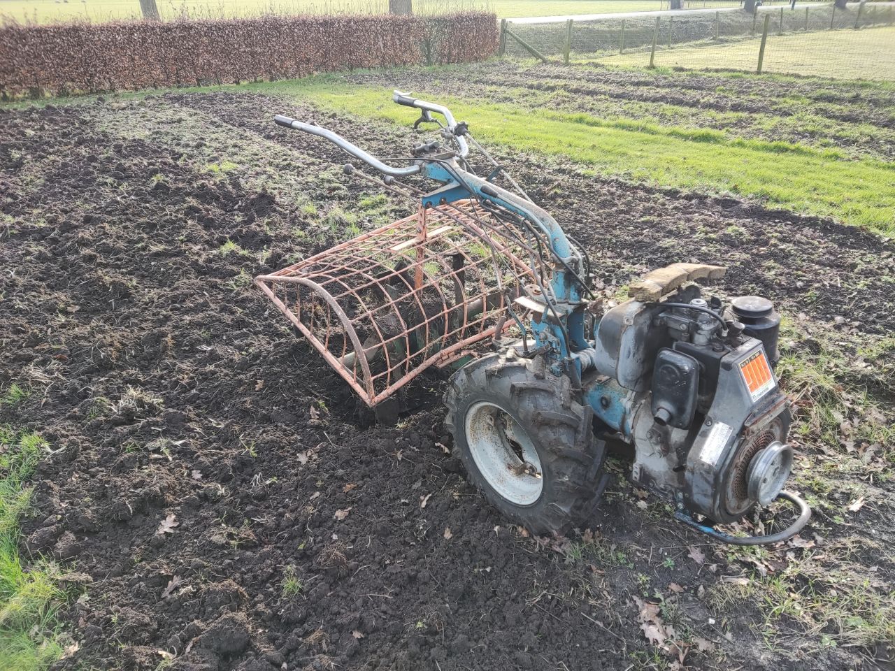 NIBBI tuintractor (14 pk Lombardini diesel, spitmachine,...)