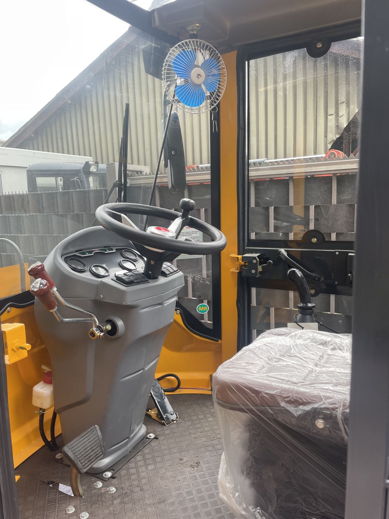 Hytec blanche shovel avant giant knikmops weidemann schaffer