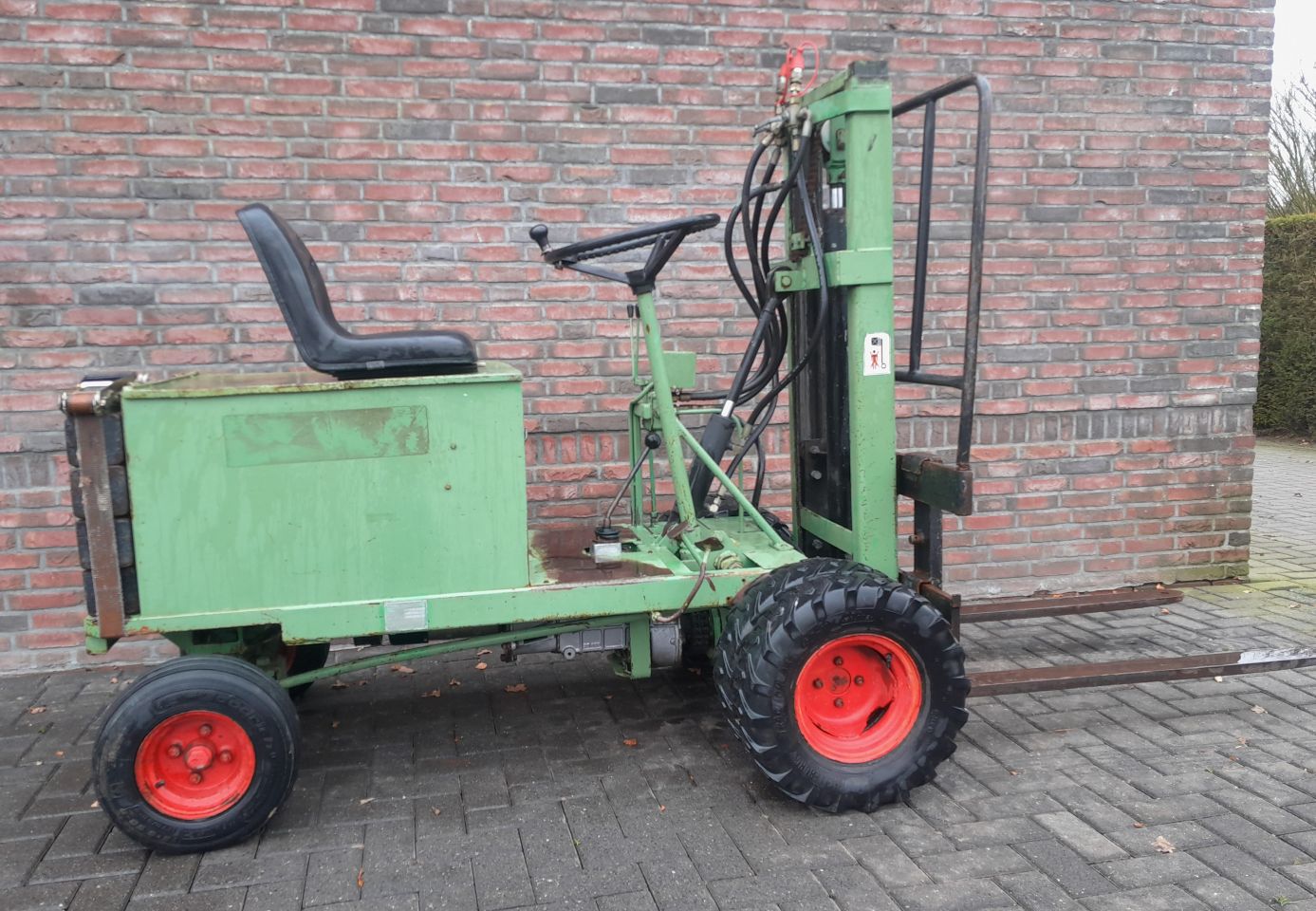Prins Electrische Terreinheftruck