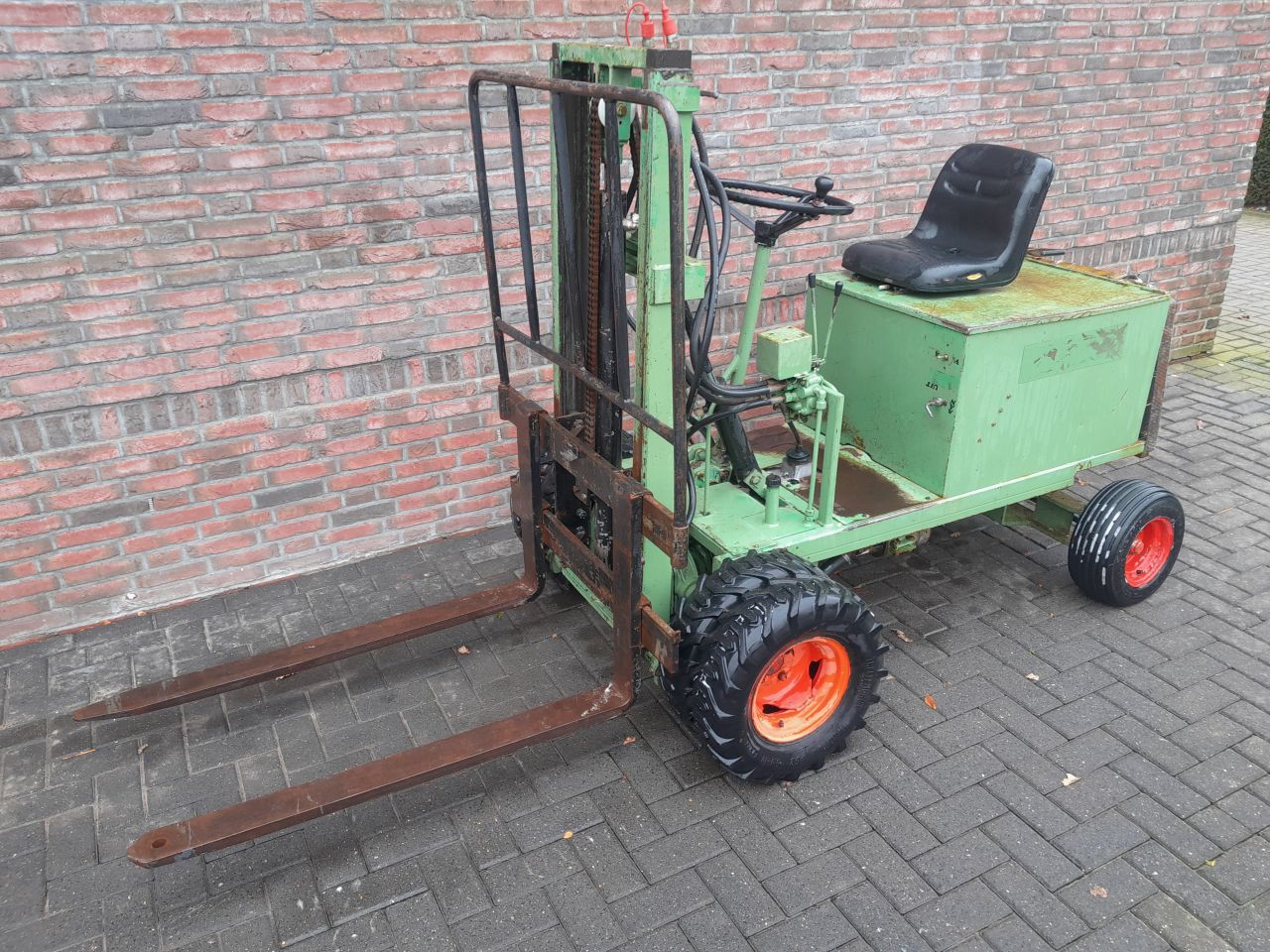 Prins Electrische Terreinheftruck
