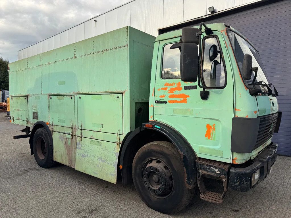 Mercedes-Benz 1617 **BELGIAN TRUCK-6CYL-FULL STEEL**