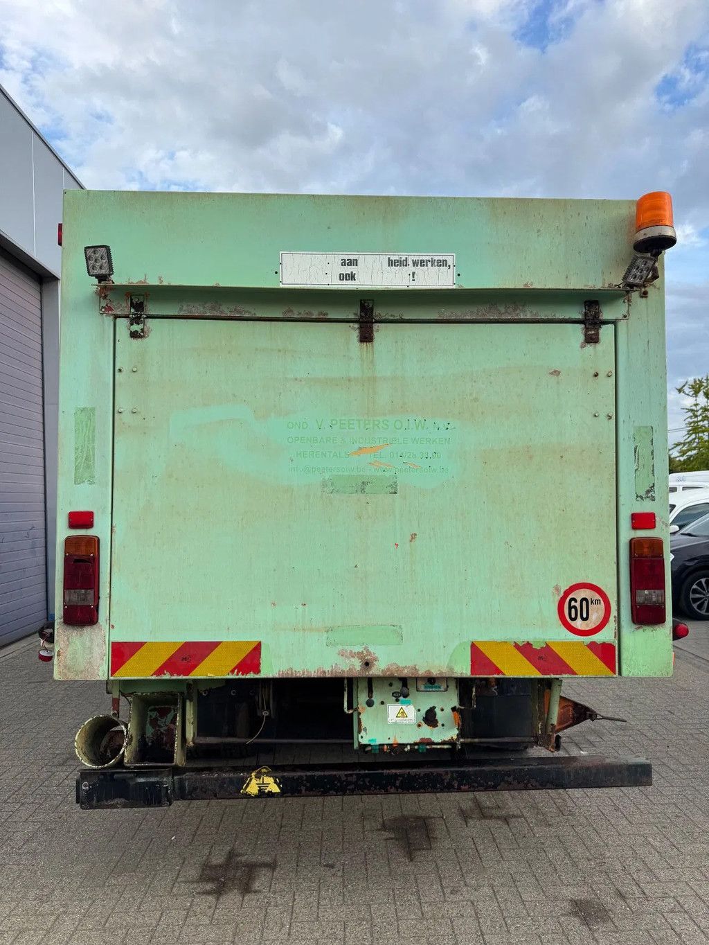 Mercedes-Benz 1617 **BELGIAN TRUCK-6CYL-FULL STEEL**