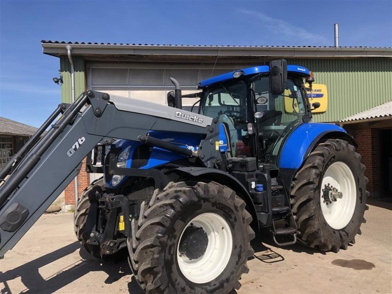 New Holland T7.220 AC  Med Ålø Q76 læsser