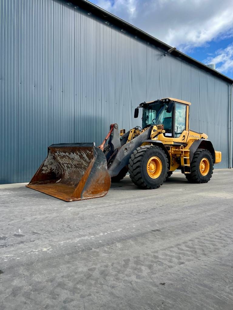 Volvo L90F
