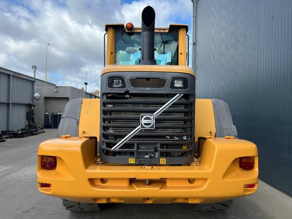 Volvo L90F