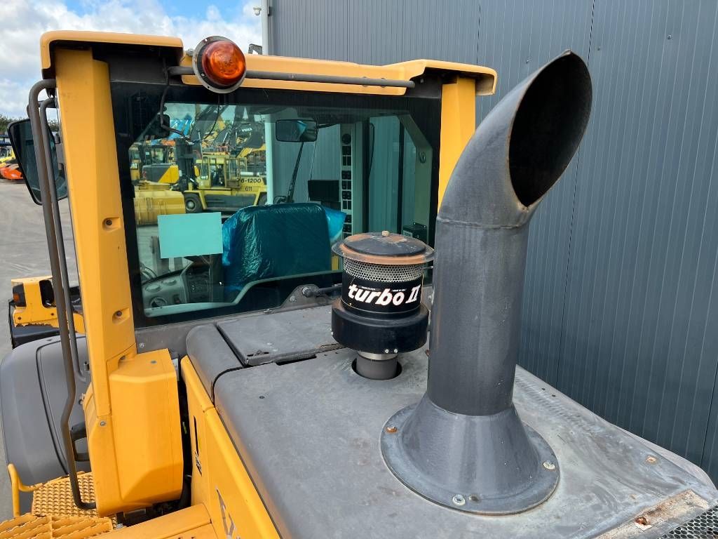 Volvo L90F