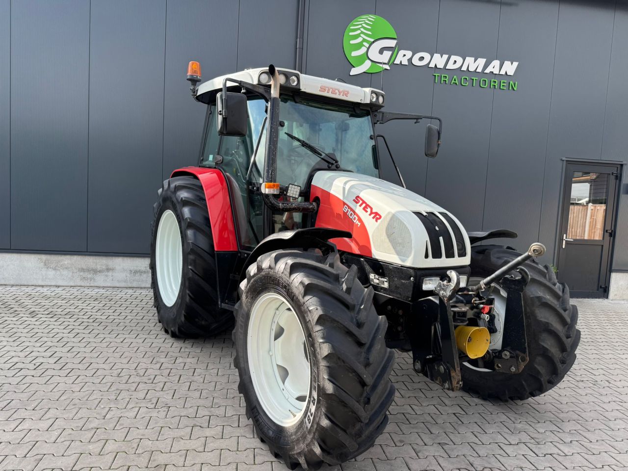 Steyr 9100M