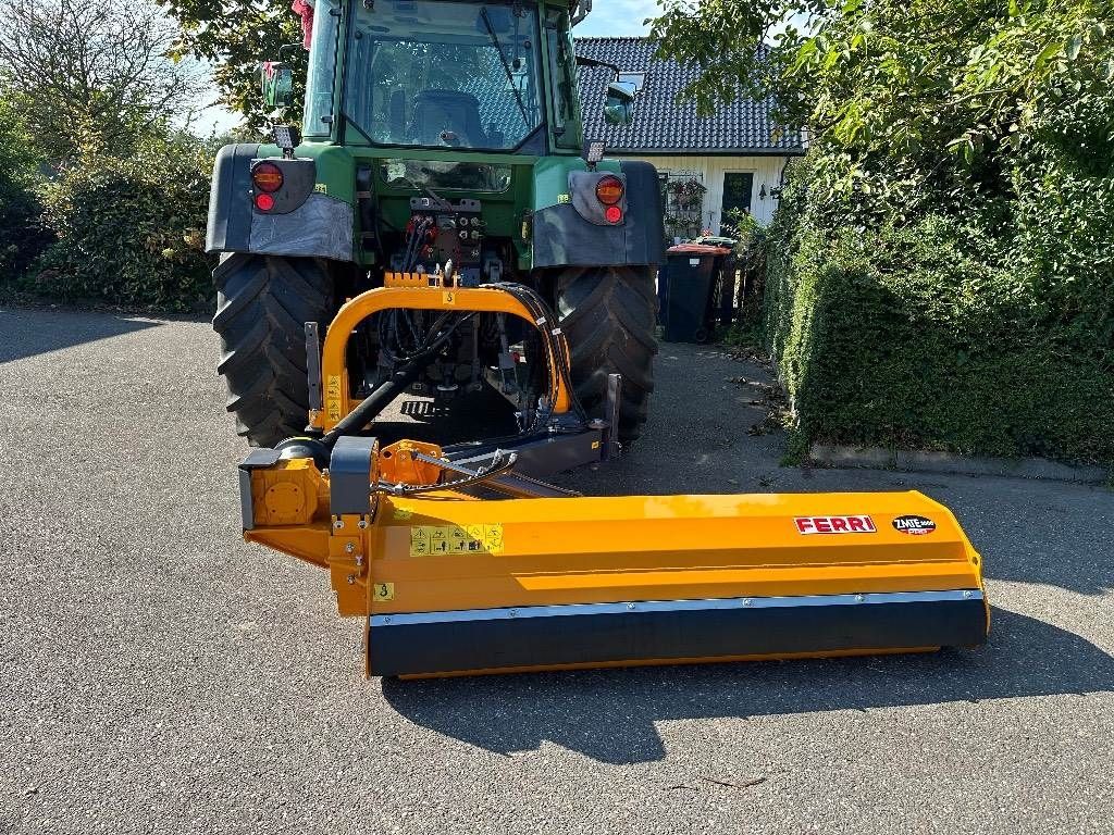 Ferri ZMTE 2000 PRO verstek klepelmaaier