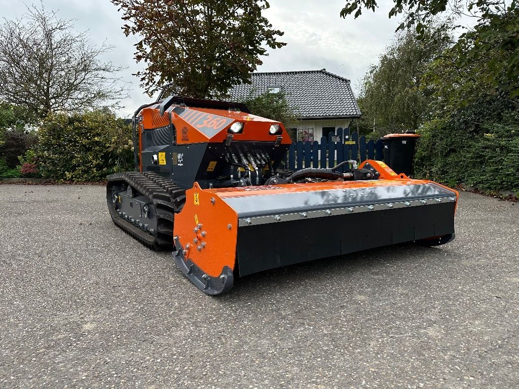 Ferri iCut 3.60 talud afstandbestuurbare klepelmaaier